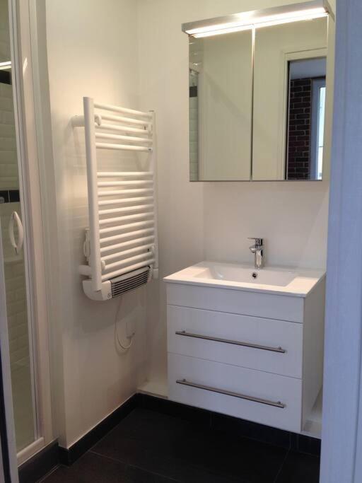 Duplex 45M2 -Zac L'Oreal - Palais De Justice Paris Clichy Esterno foto